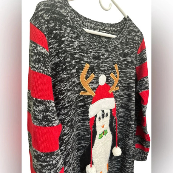 United States Sweaters black and red stripe penguin with reindeer hat sweater - Picture 3 of 7